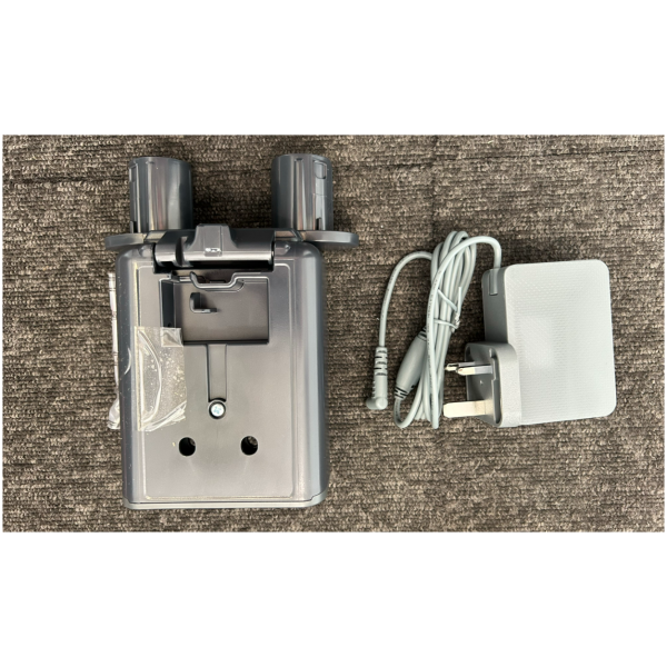 Samsung Jet 75 Cordless VS20B7551BF Wall Mount and Charger