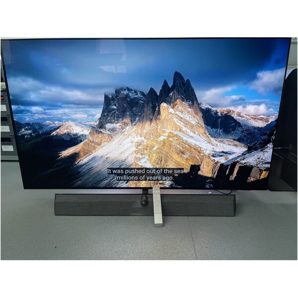Philips 65OLED937/12 with Bowers & Wilkins Sound