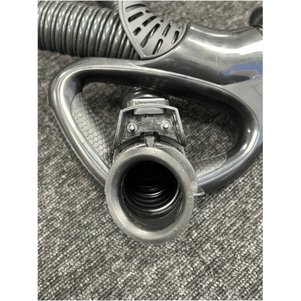 Genuine Shark NZ801 Handle Hose - Image 9