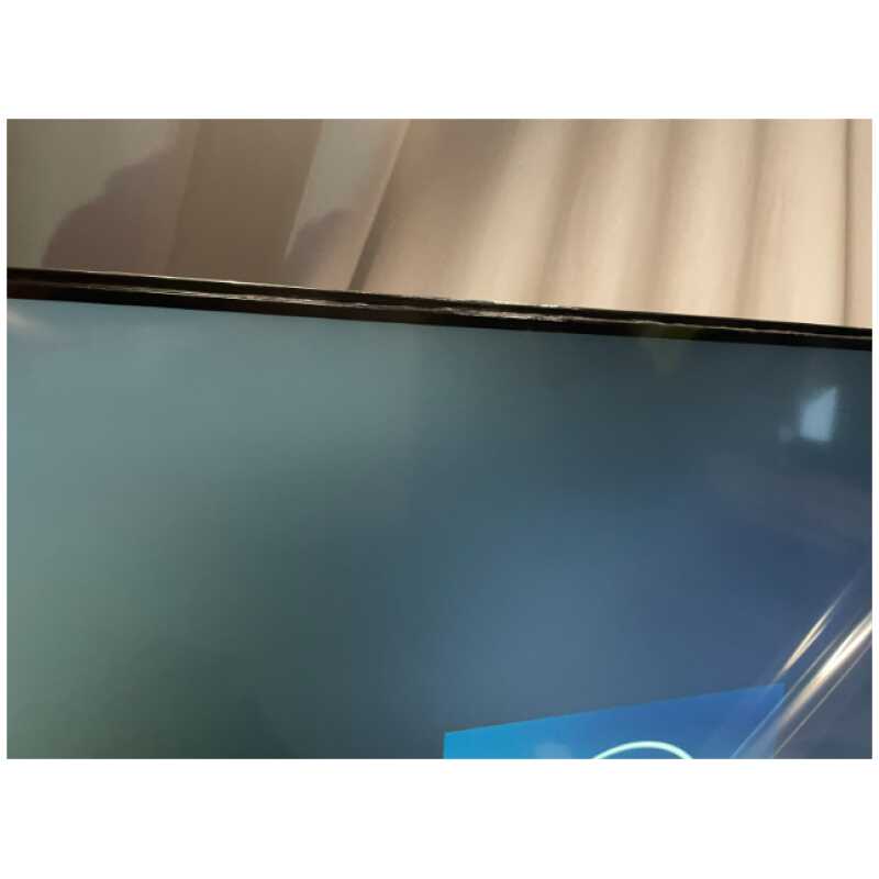 Philips 55PUS7008/12 55" LED 4K TV (Glue marks on screen)