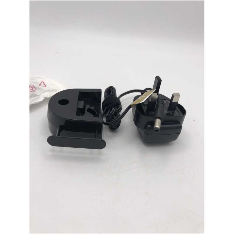 Hoover 94LD2301_01 Hand Vac with Charger and Wall Mount