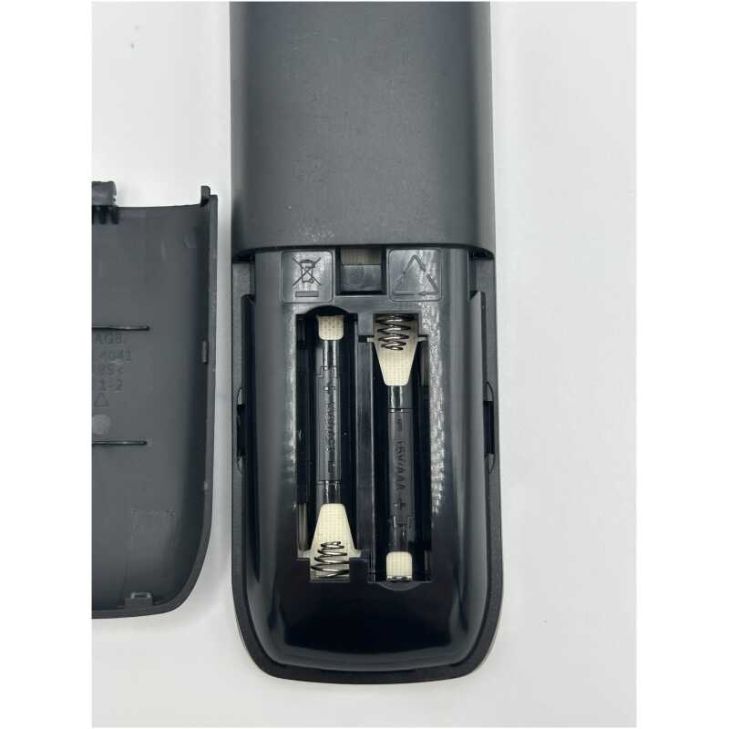 Genuine Hisense Remote Control EN3G39