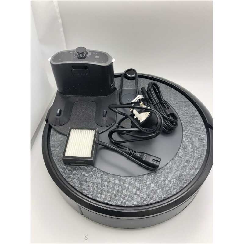 IRobot Roomba I3 Robot Vacuum