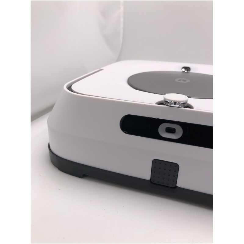 IRobot Braava Jet M6 Robot Mop (White)