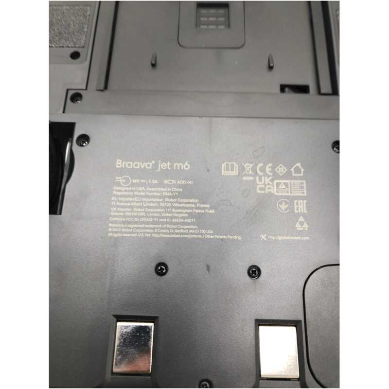 IRobot Braava Jet M6 Robot Mop (White)