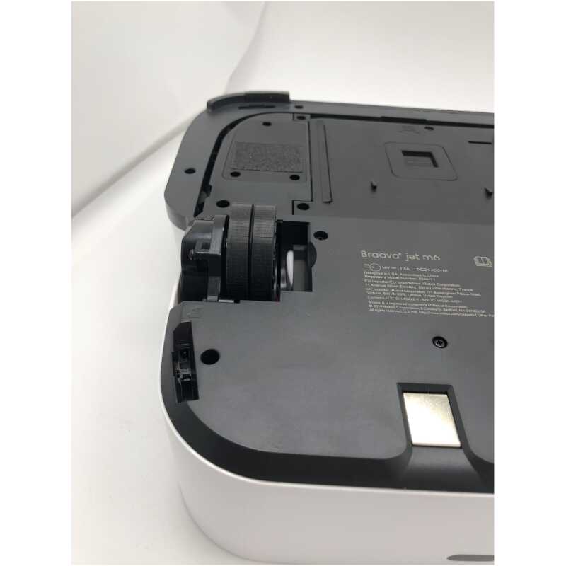 IRobot Braava Jet M6 Robot Mop (White)