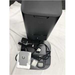 IRobot Roomba i7 + Robot Vacuum Charging Base