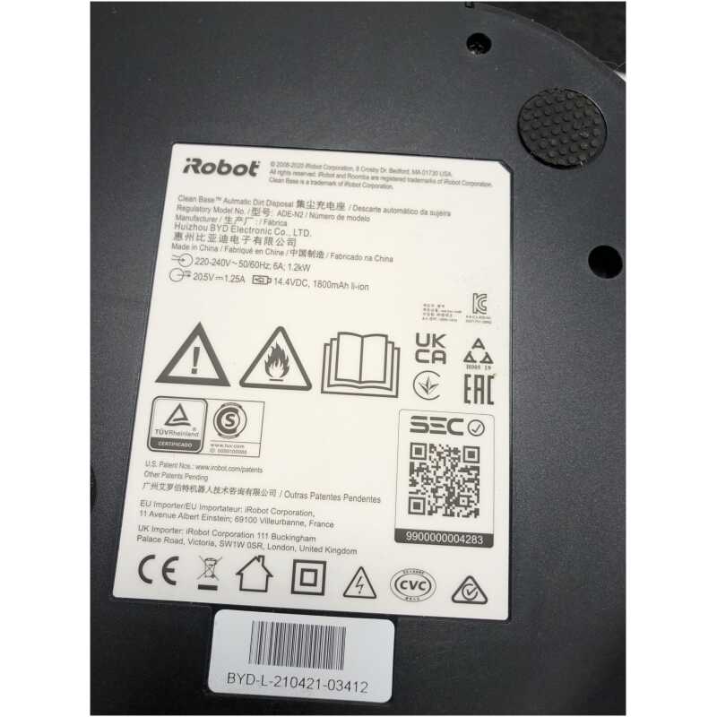 IRobot Roomba i7 + Robot Vacuum Charging Base