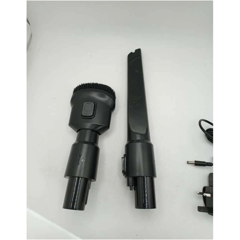 Hoover HF610P 001 Charger and Accessories