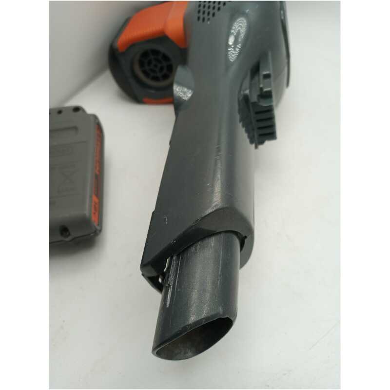 Black & Decker BHFEV182 Hand Vac with Battery - Image 2